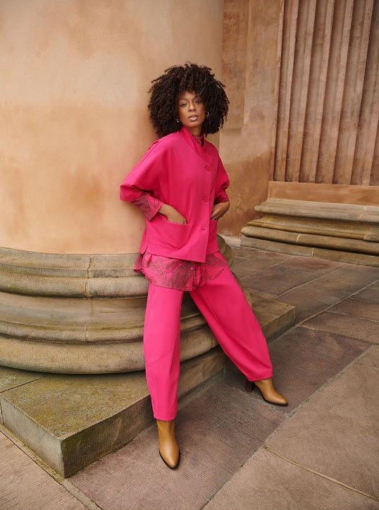 NOEN - Ankle Length Loose Fit Trousers with Tapered Ankles in Pink