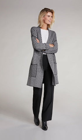 Oui Long Cotton Knit Cardigan in Black White Dog Tooth Print